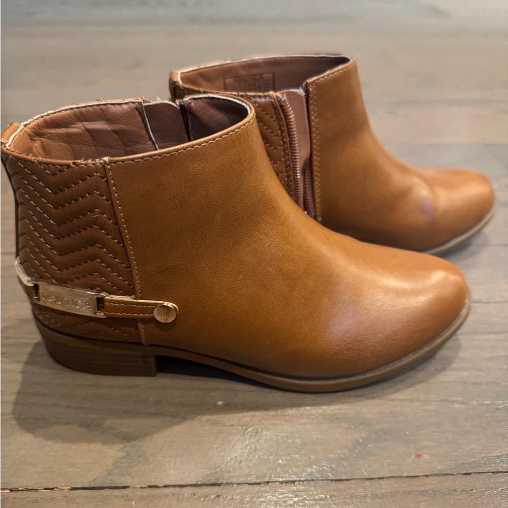 Kids Tan Ankle Boots - size 2